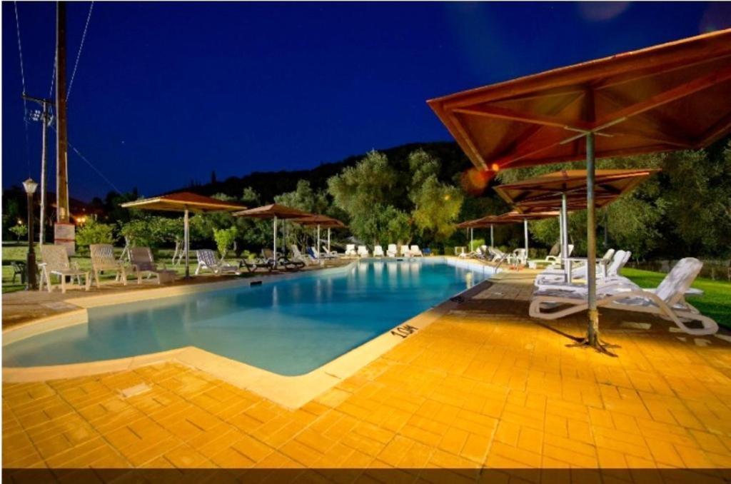 Aristidis Garden Aparthotel Parga Buitenkant foto