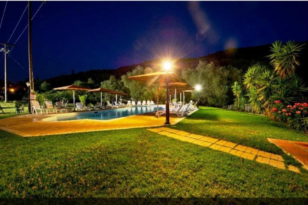 Aristidis Garden Aparthotel Parga Buitenkant foto